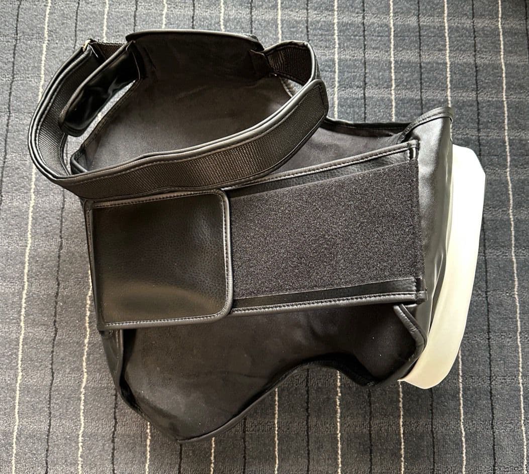 ローキックミット　キックボクシング　ムエタイ　格闘技　防具
