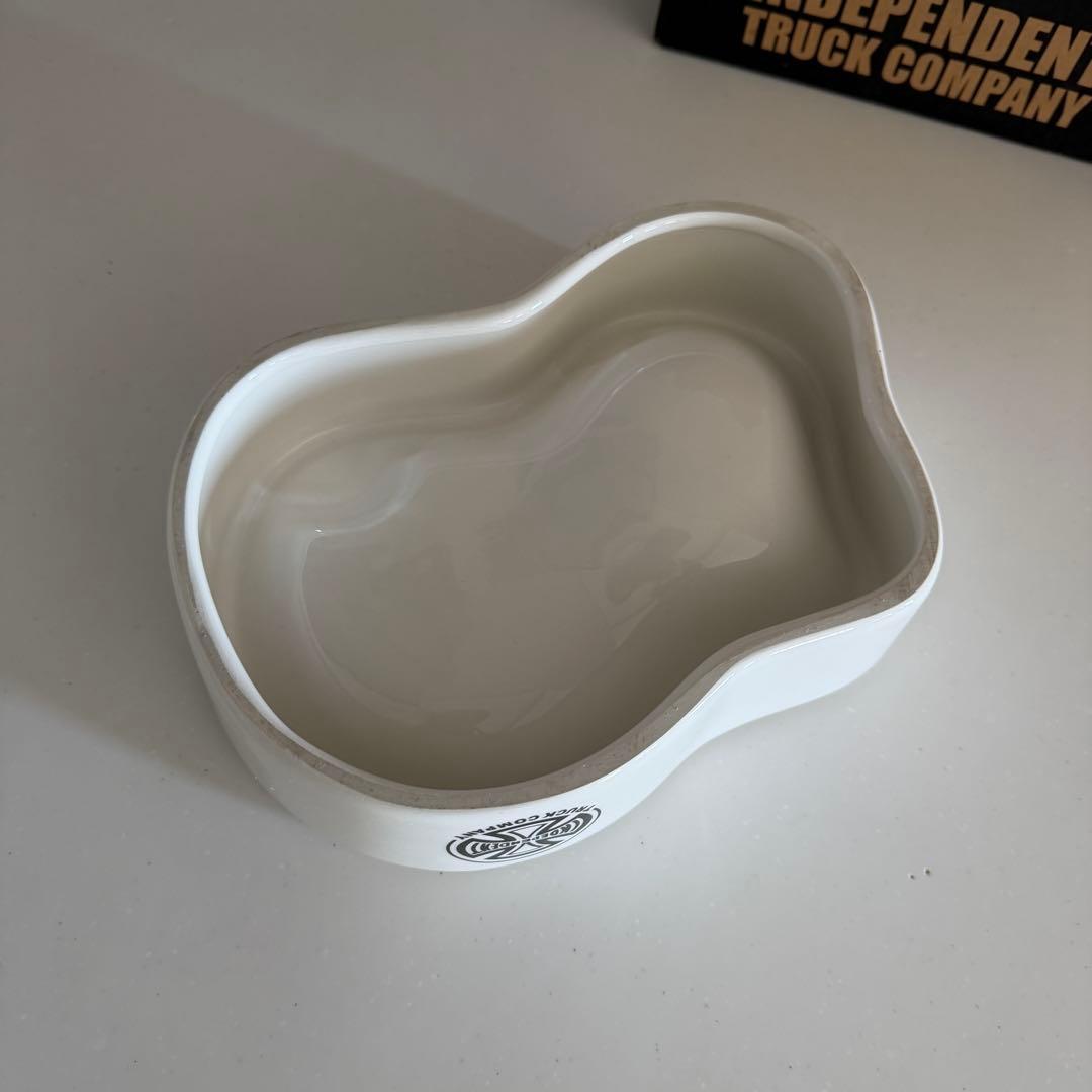 Independent Hogan’s Pool Tribute Ashtray