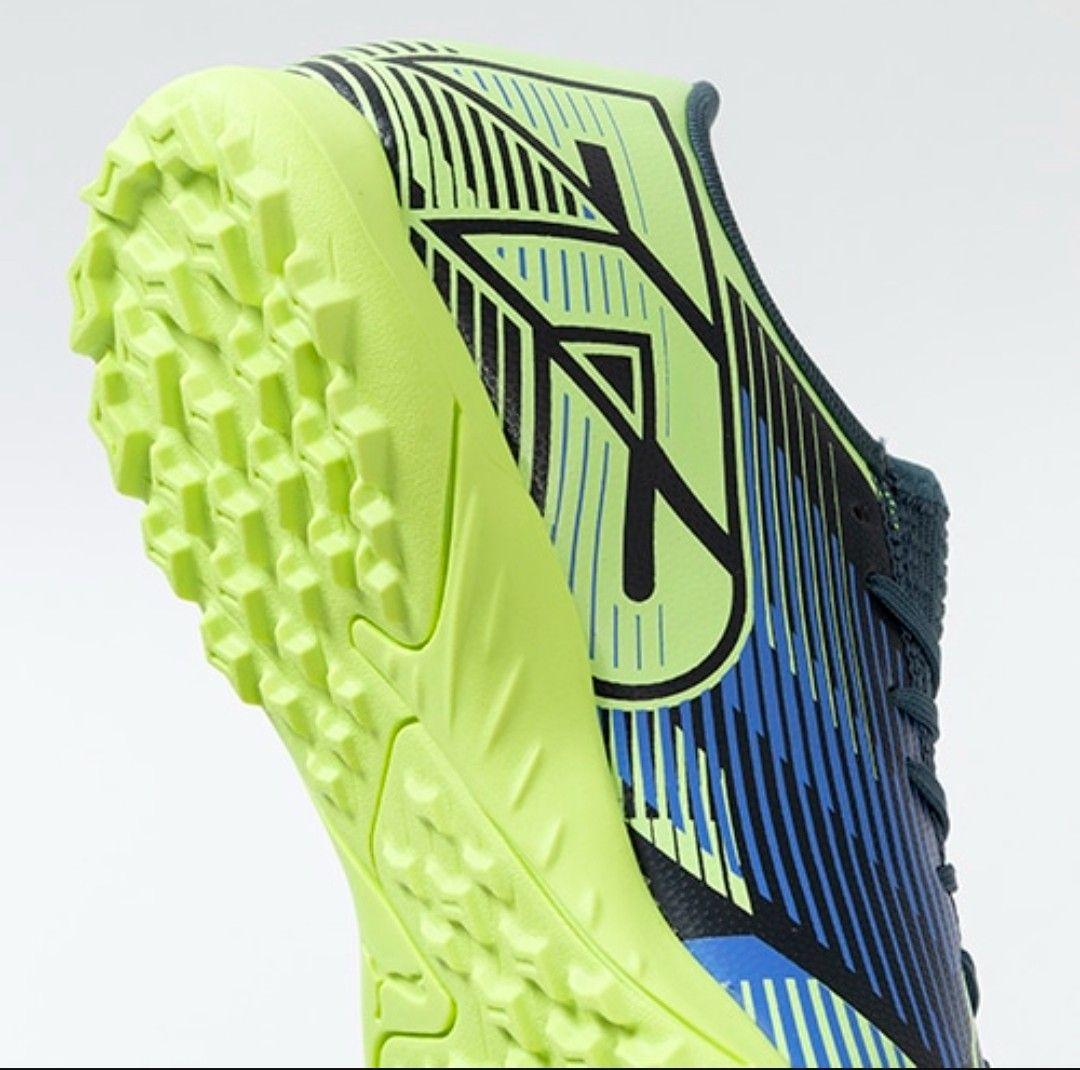 PUMAトレシュー　FUTURE7PLAYTT