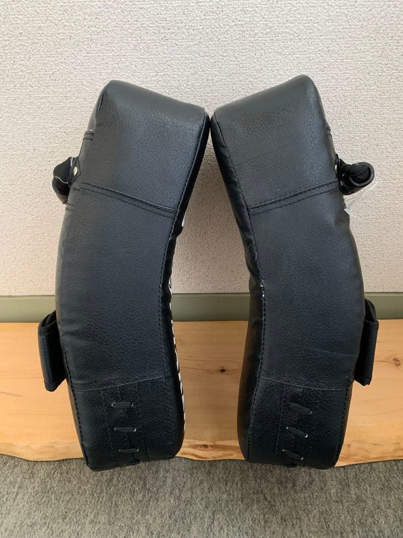 【人気商品】‼️キックボクシング　カーブミット‼️