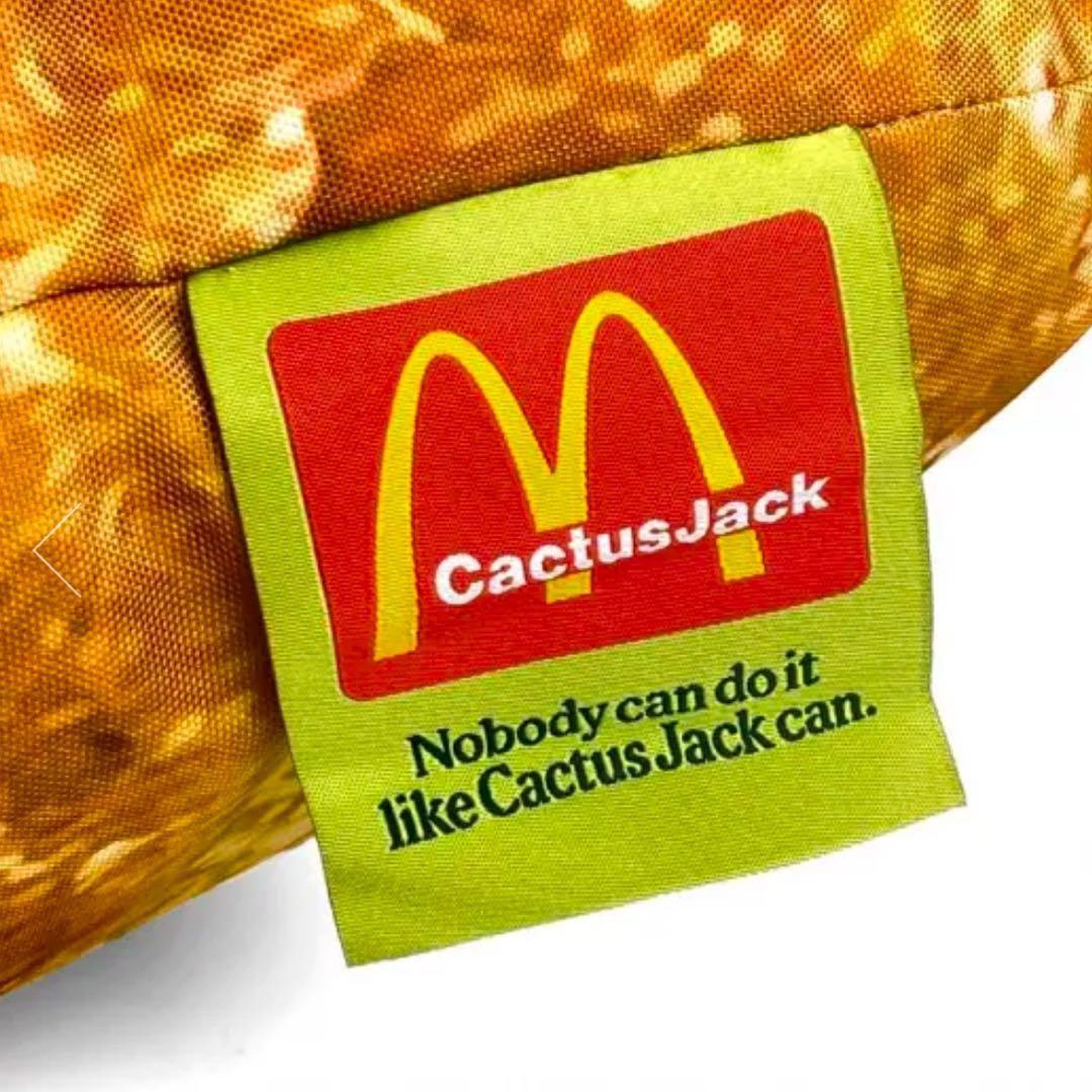 トラヴィス・スコット×マクドナルド　コラボクッション