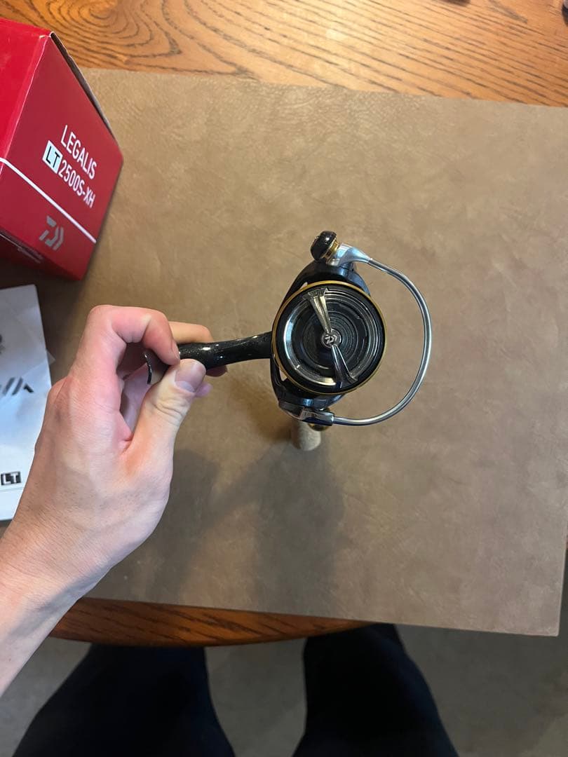 Daiwa LEGALIS LT 2500S-XH フィッシングリール　レガリス