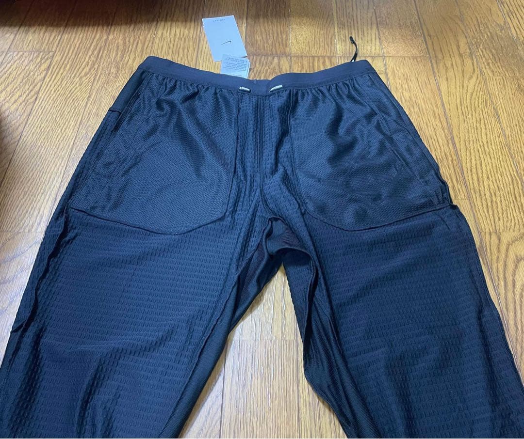 新品未使用　Mサイズ　ナイキ　フェノムエリート　ランニングパンツ