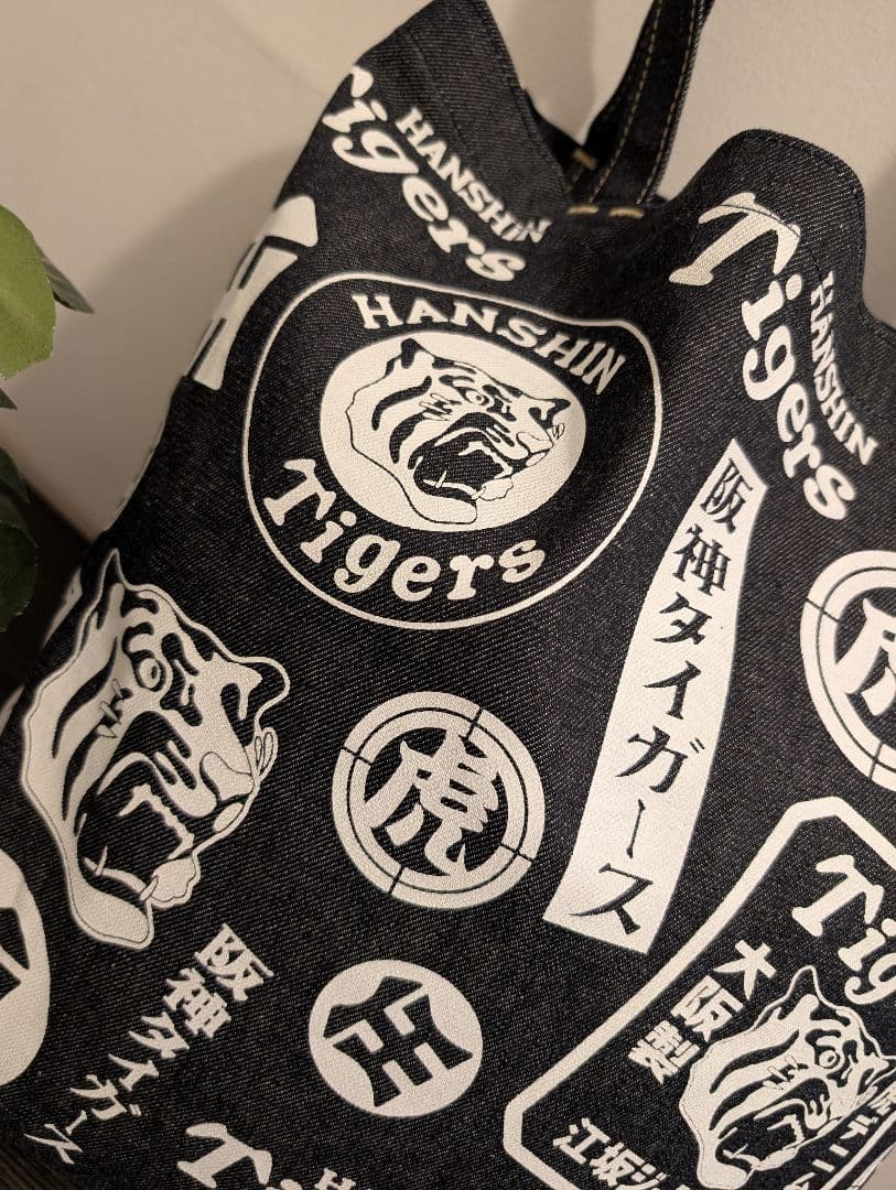 セ・リーグ　阪神タイガース　デニム　トートバッグ　甲子園　応援グッズ