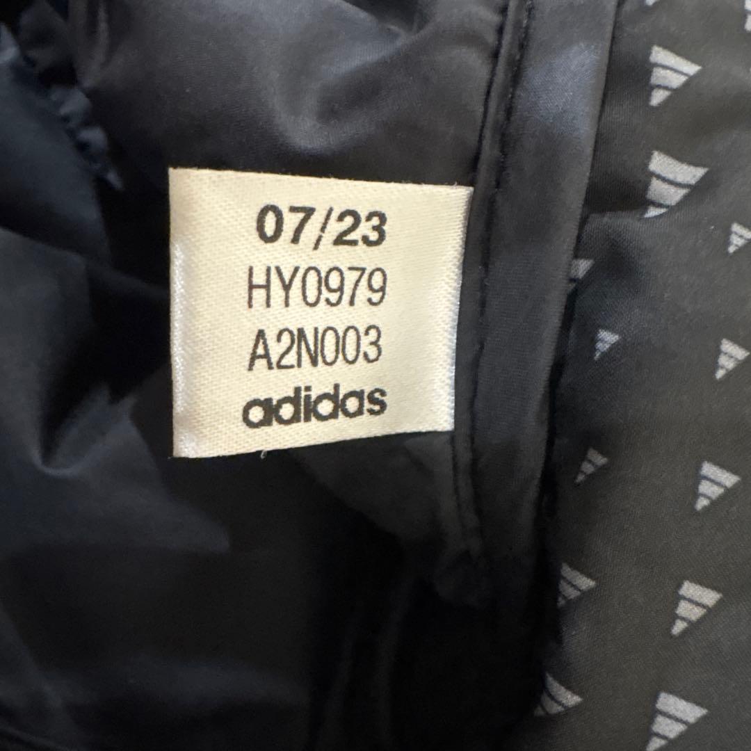 美品　adidas ゴルフウェア　中綿入りナイロンジャケット　アディダス