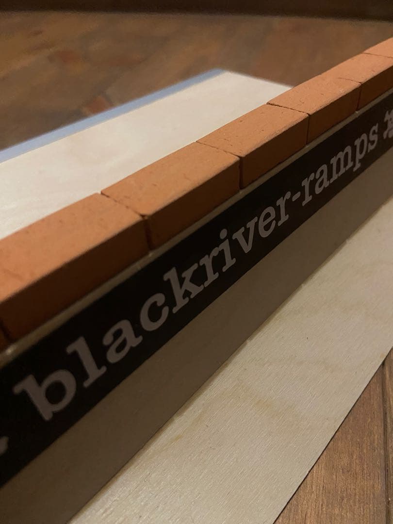 black-ramps 指スケ　セクション