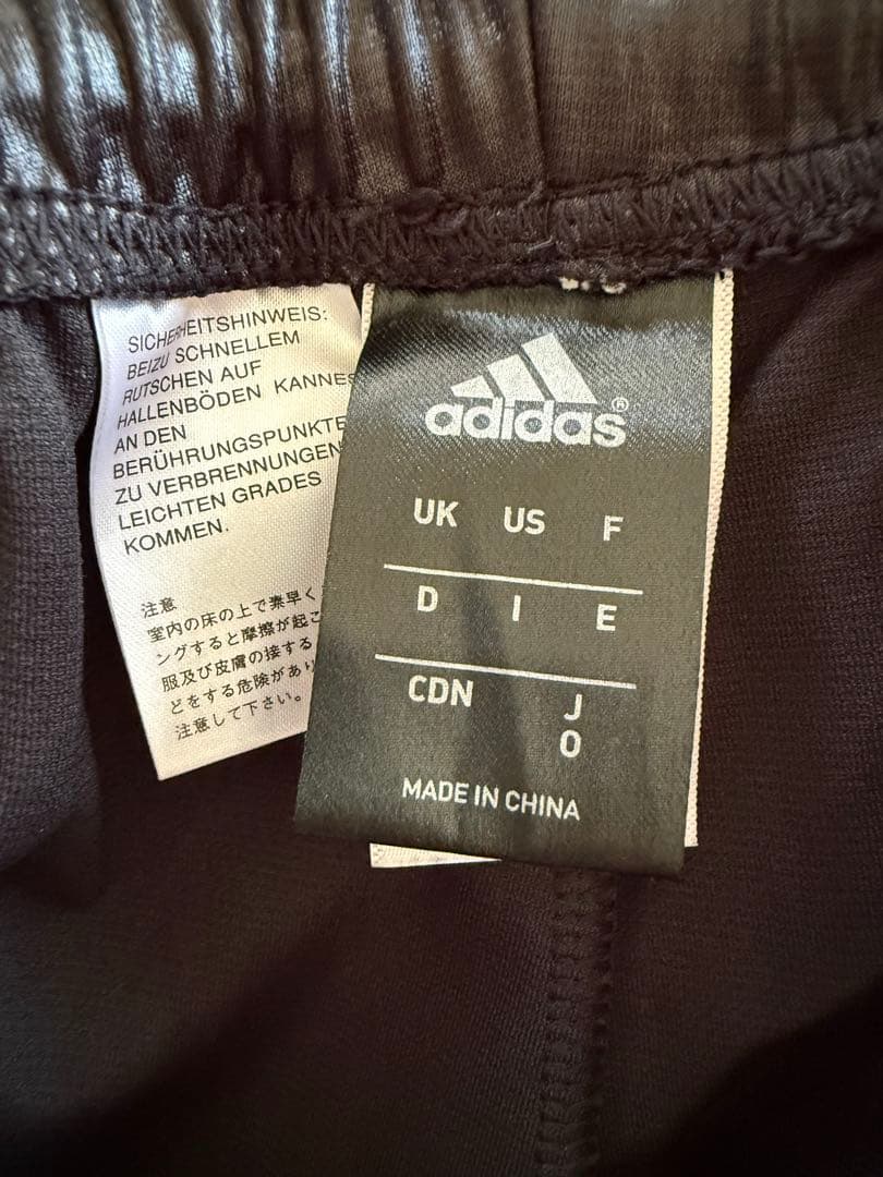 新品タグ無し　adidas 上下セットアップ アディダス ジャージ Oサイズ