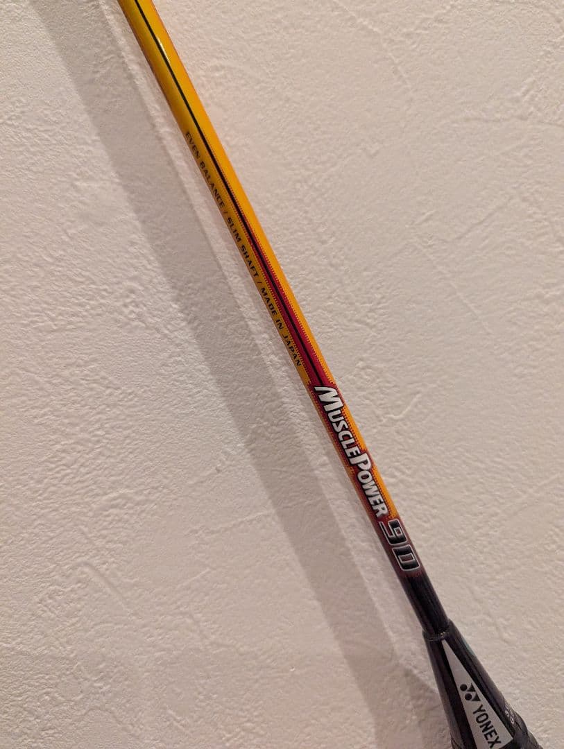 極美品 マッスルパワー90 3UG5 YONEX バドミントンラケット 希少