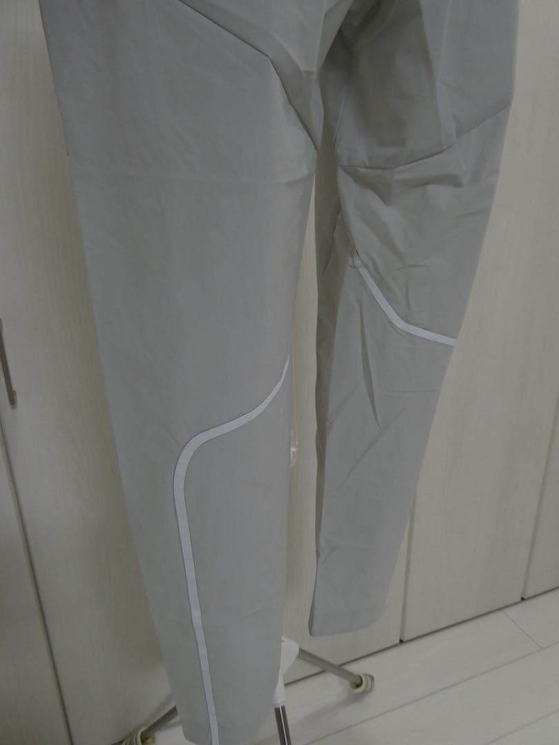 オークリー ゴルフ　パンツ　シャツ　ジャケット　トレーニン　キャンプ　アウトド