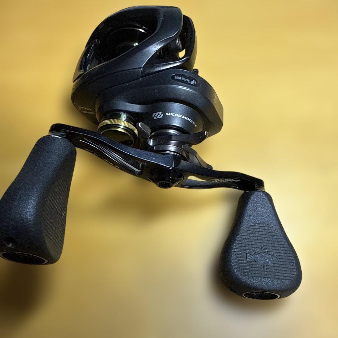 shimano US CURADO 200HG　バリアルハンドル付き