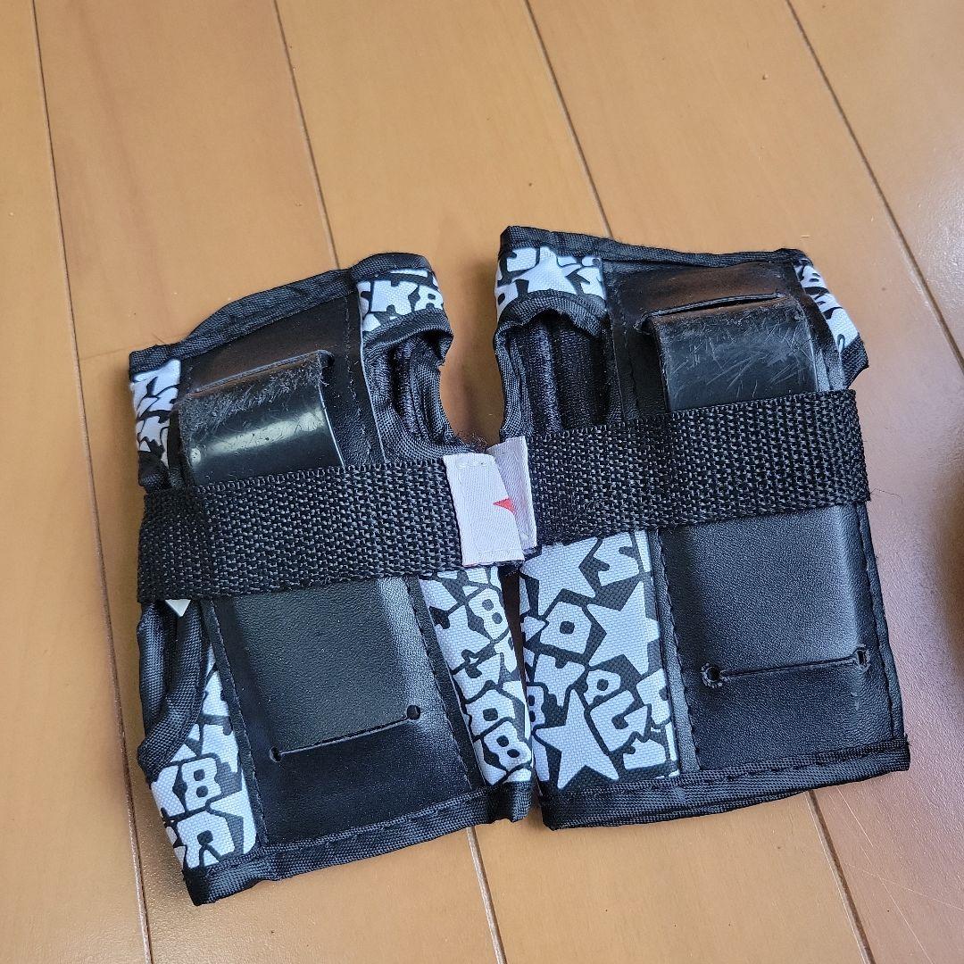 キッズ　bern　ヘルメット　プロテクターセット