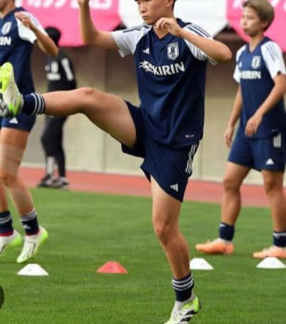 サッカーなでしこ日本代表トレーニングウェアセット