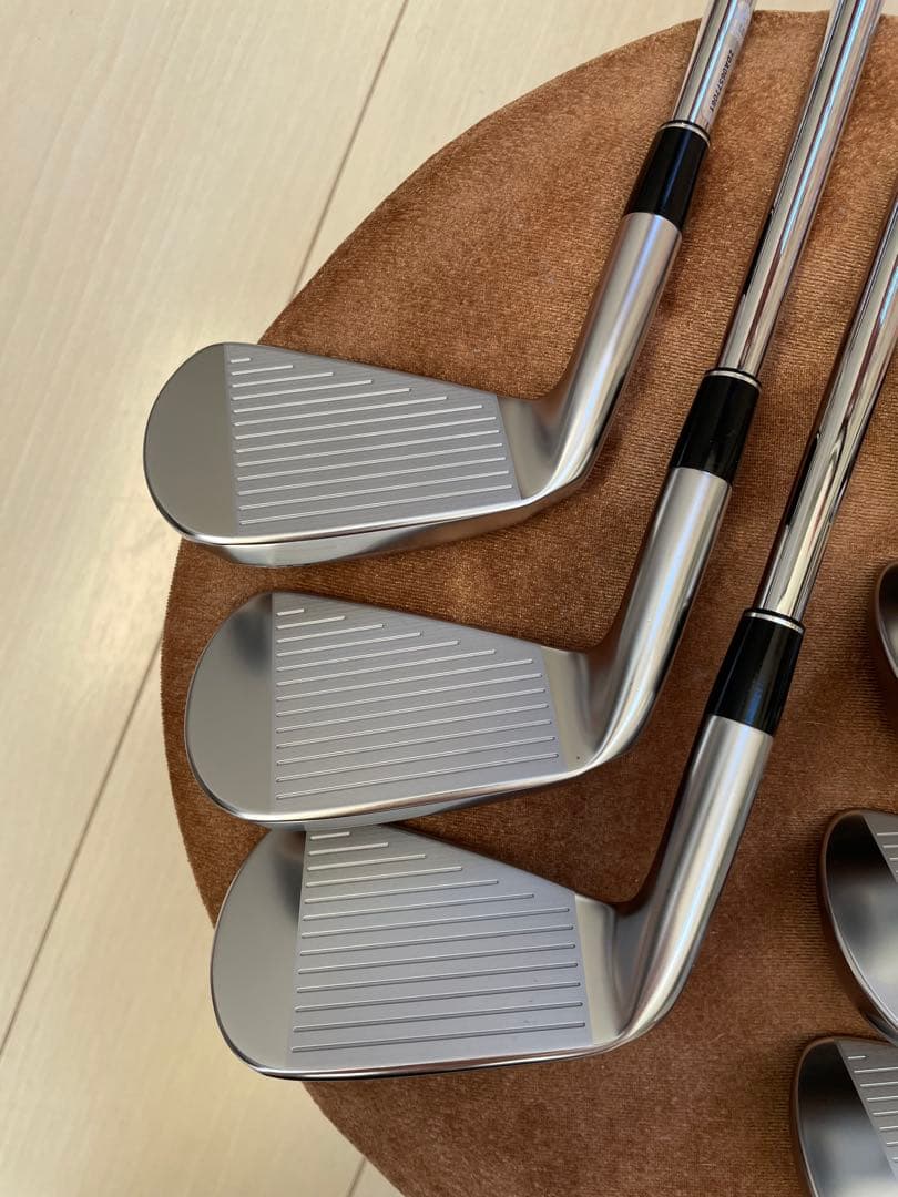 Srixon ZXi5 5〜AW 7本　MODUS105 DST Ｓ