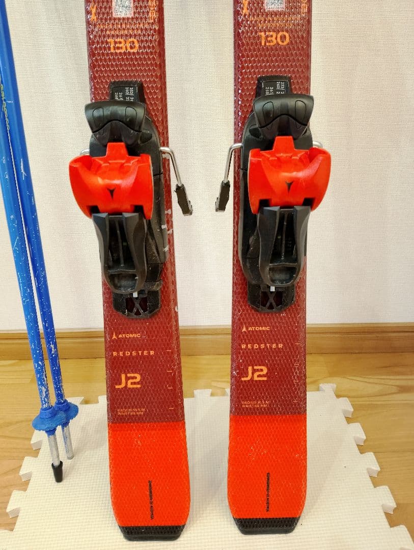 Atomic スキー ジュニア　130cm 赤 バインディング付き