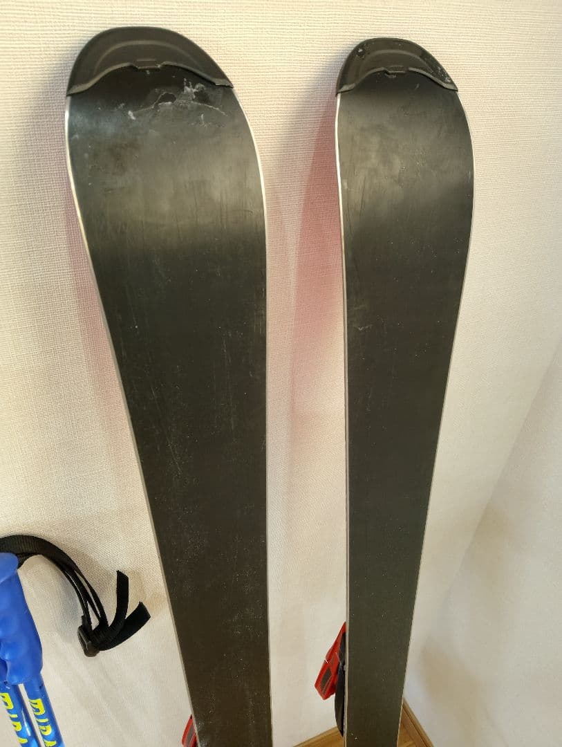 Atomic スキー ジュニア　130cm 赤 バインディング付き