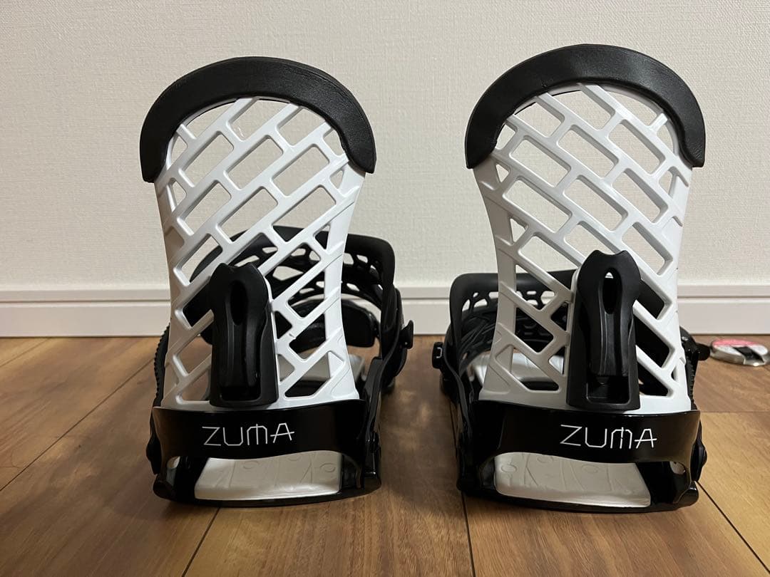 ZUMA スノーボードビンディング BK/WHT MLサイズ