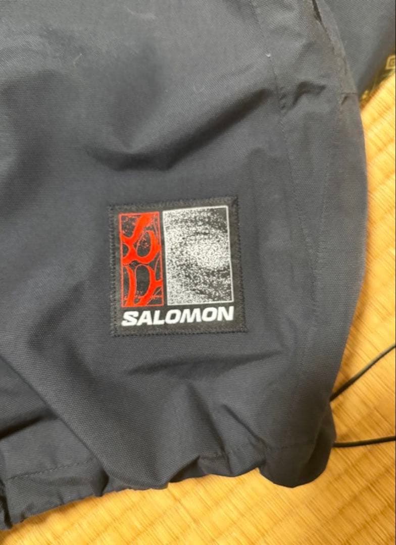 SALOMON スノーボードウェア上下