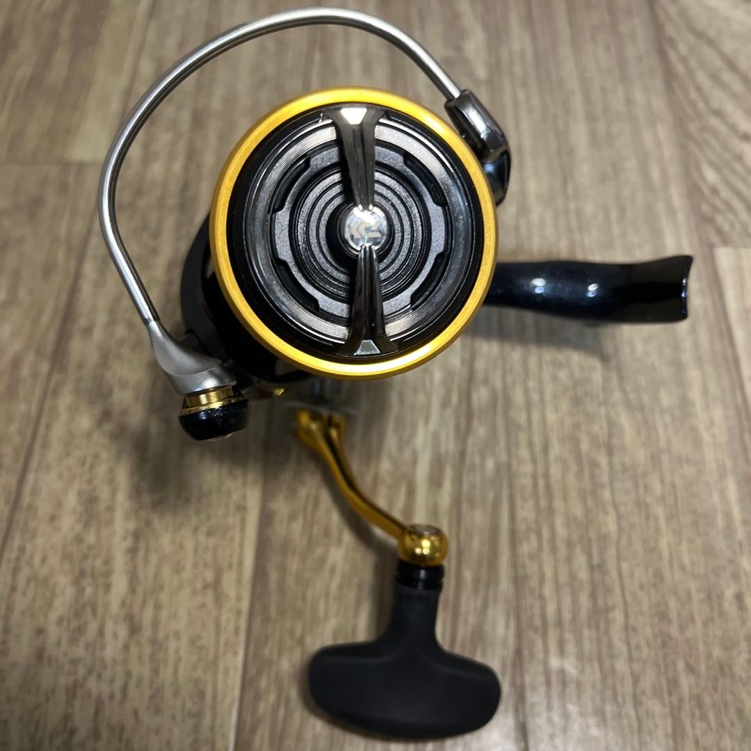 2018 DAIWA LEGALIS 3000D-C スピニングリール