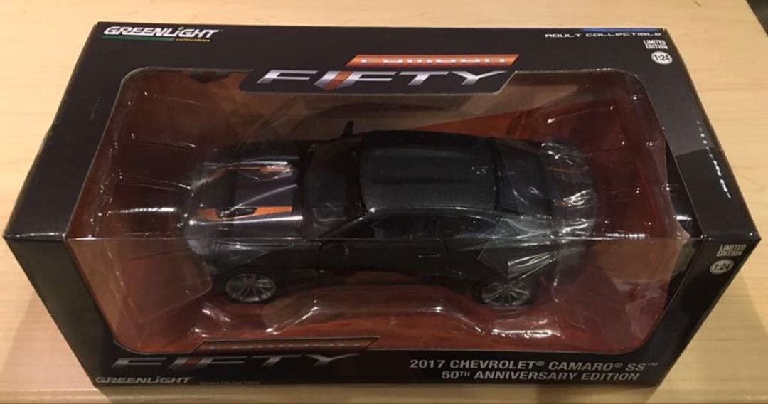 新品 1/24 グリーンライト シボレー カマロ SS 50周年 グレー