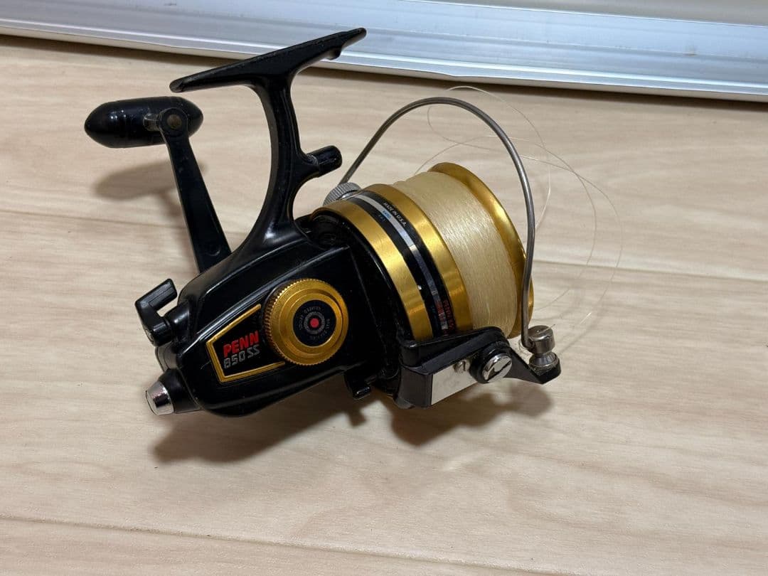 HIGH SPEED PENN 850SS スピニングリール 黒と金