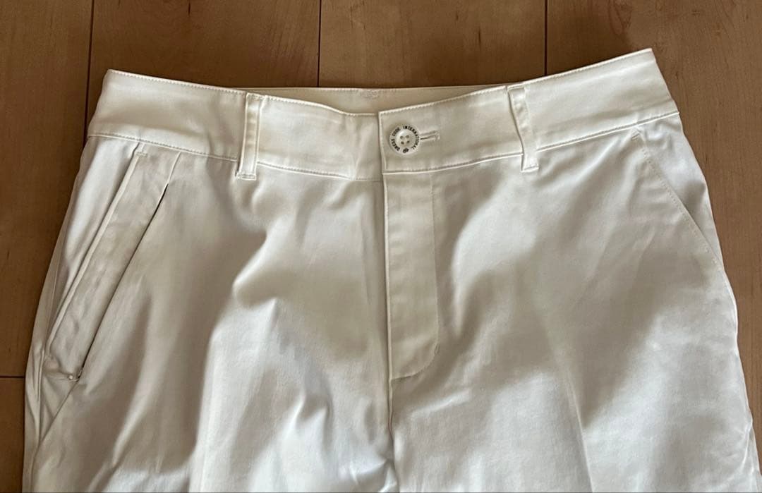 ZOYホワイト スリムフィット パンツ