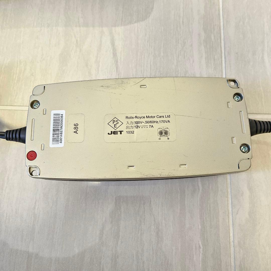 ロールスロールス・ロイス　バッテリーコンディショナー