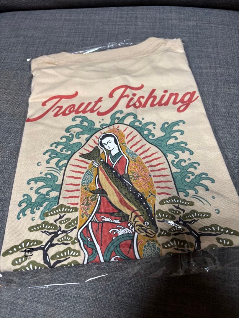 J&TROUT マリアTシャツ