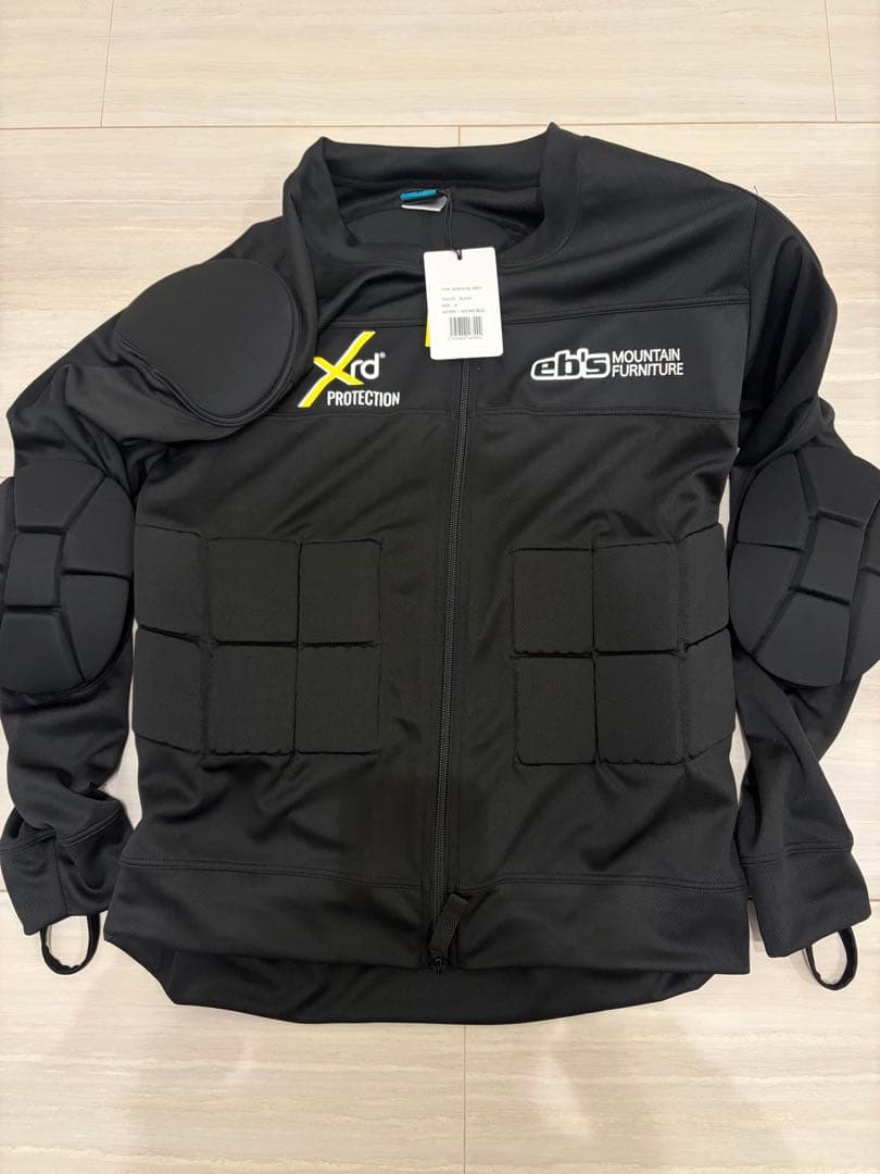 eb's BODY PAD XRD® ブラック　プロテクター　スノーボード