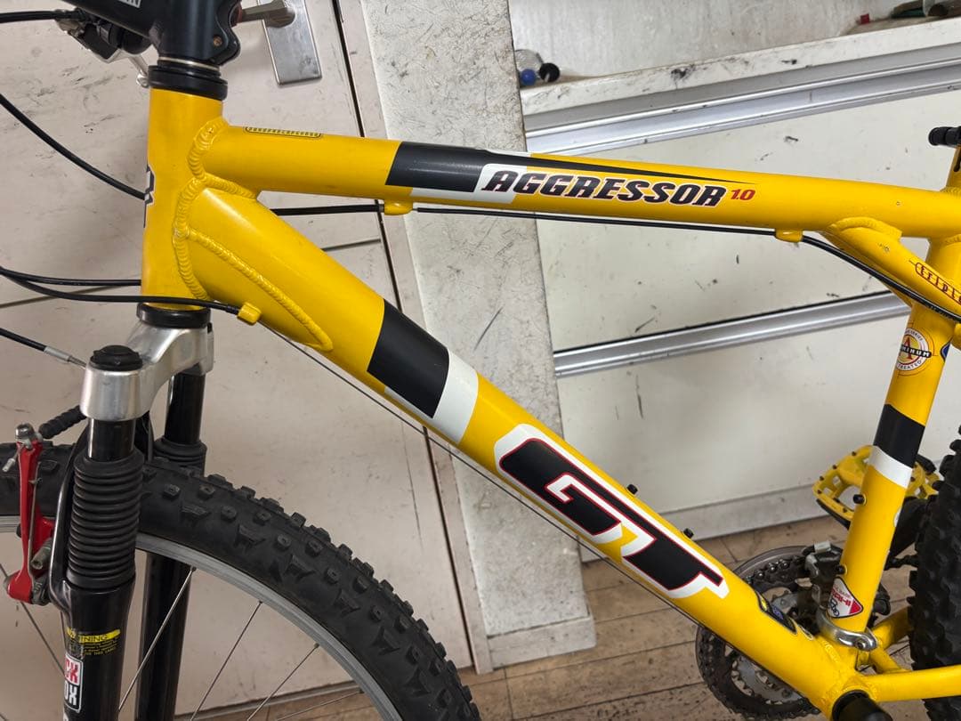 GT Aggressor 1.0 MTBマウンテンバイク イエロー