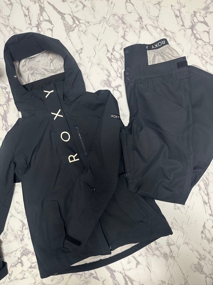 ROXY スノーボードウェア 黒 M セットアップ　ゴーグル　メガネセット　⭐︎