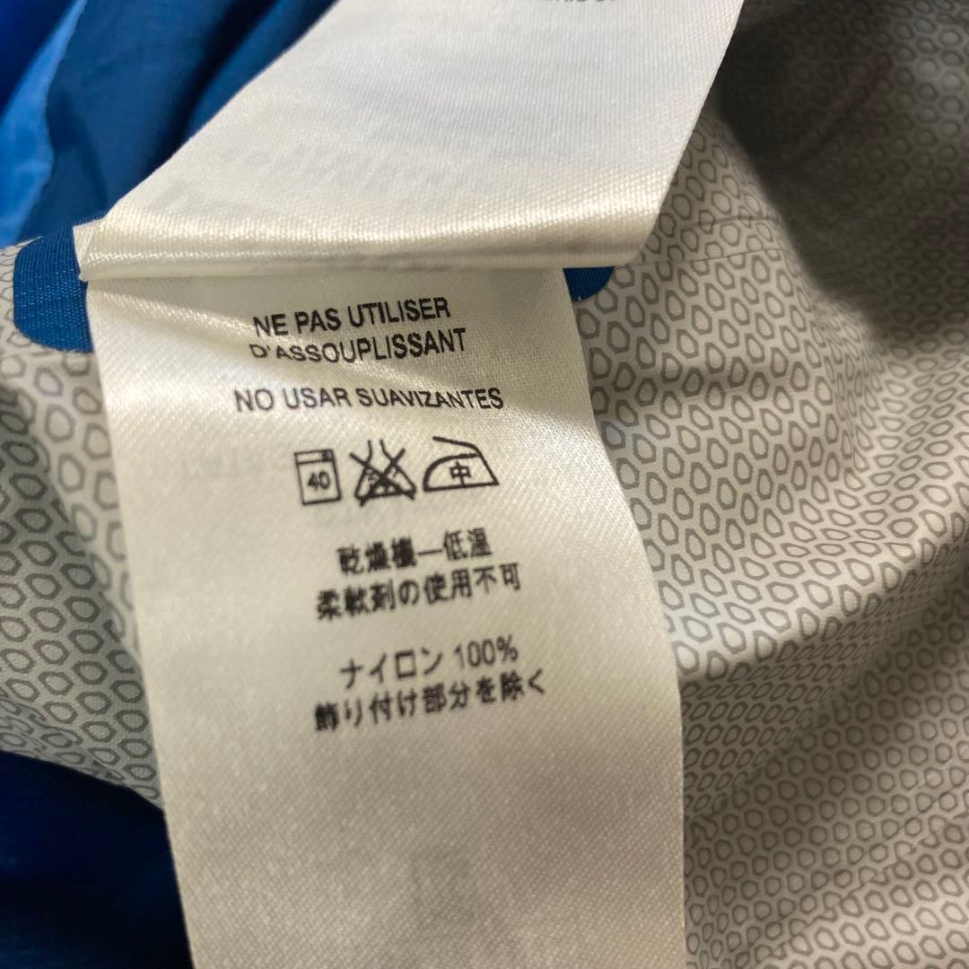 patagonia フード付きレディースレインウェア 青