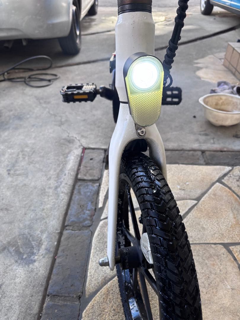 ENTREX 電動アシスト折りたたみ自転車 ホワイト