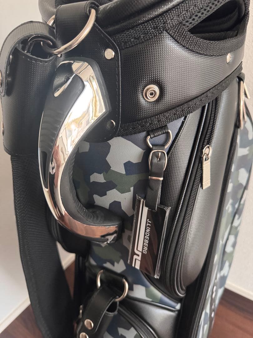 【美品】　J.LINDEBERG カモフラージュ ゴルフバッグ