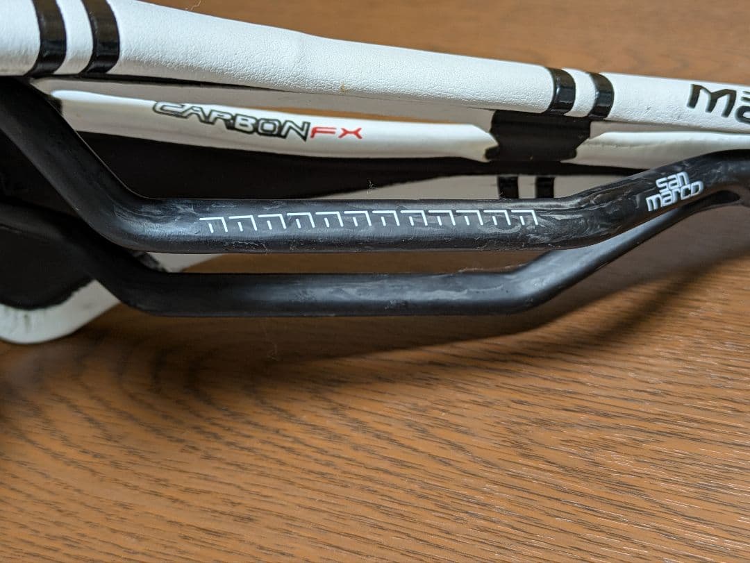 Selle San marco Mantra CarbonFX サドル Wide