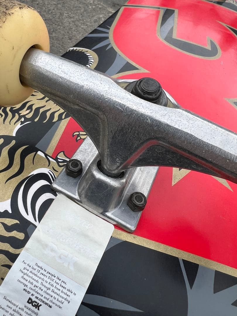 小沢　DGK スケートボード コンプリート 8.25インチ