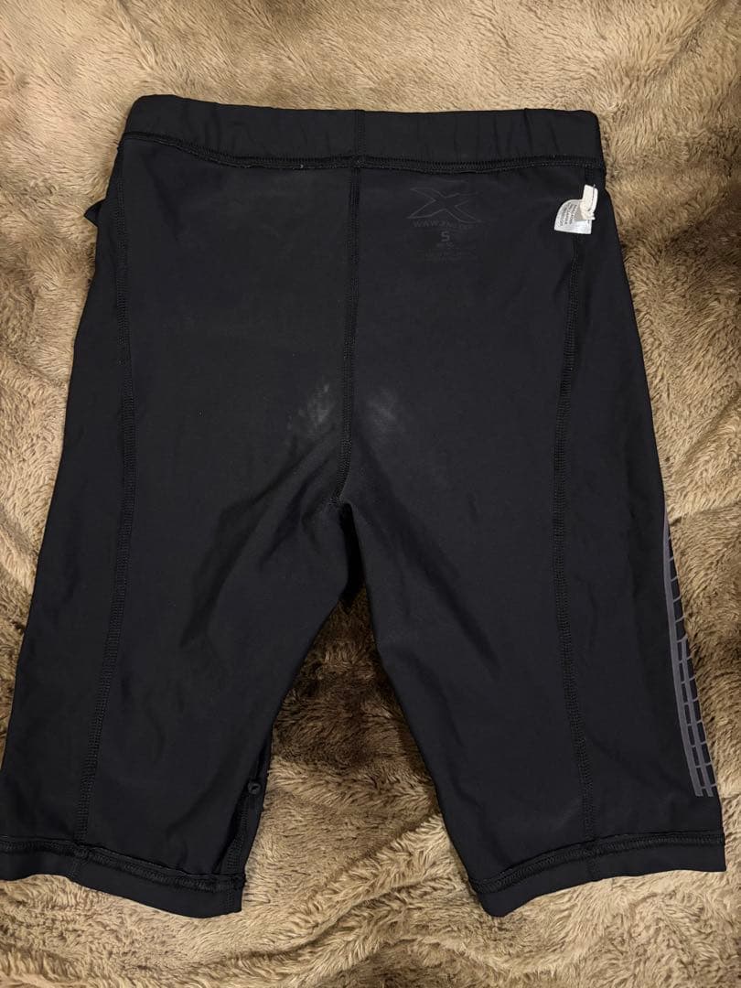 2XU ブラック タイツ　sサイズ