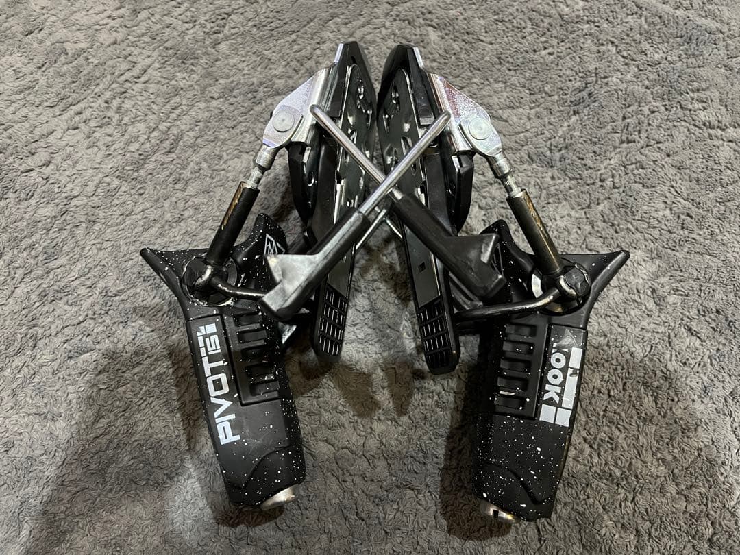スキー look pivot 15 GW sender signature
