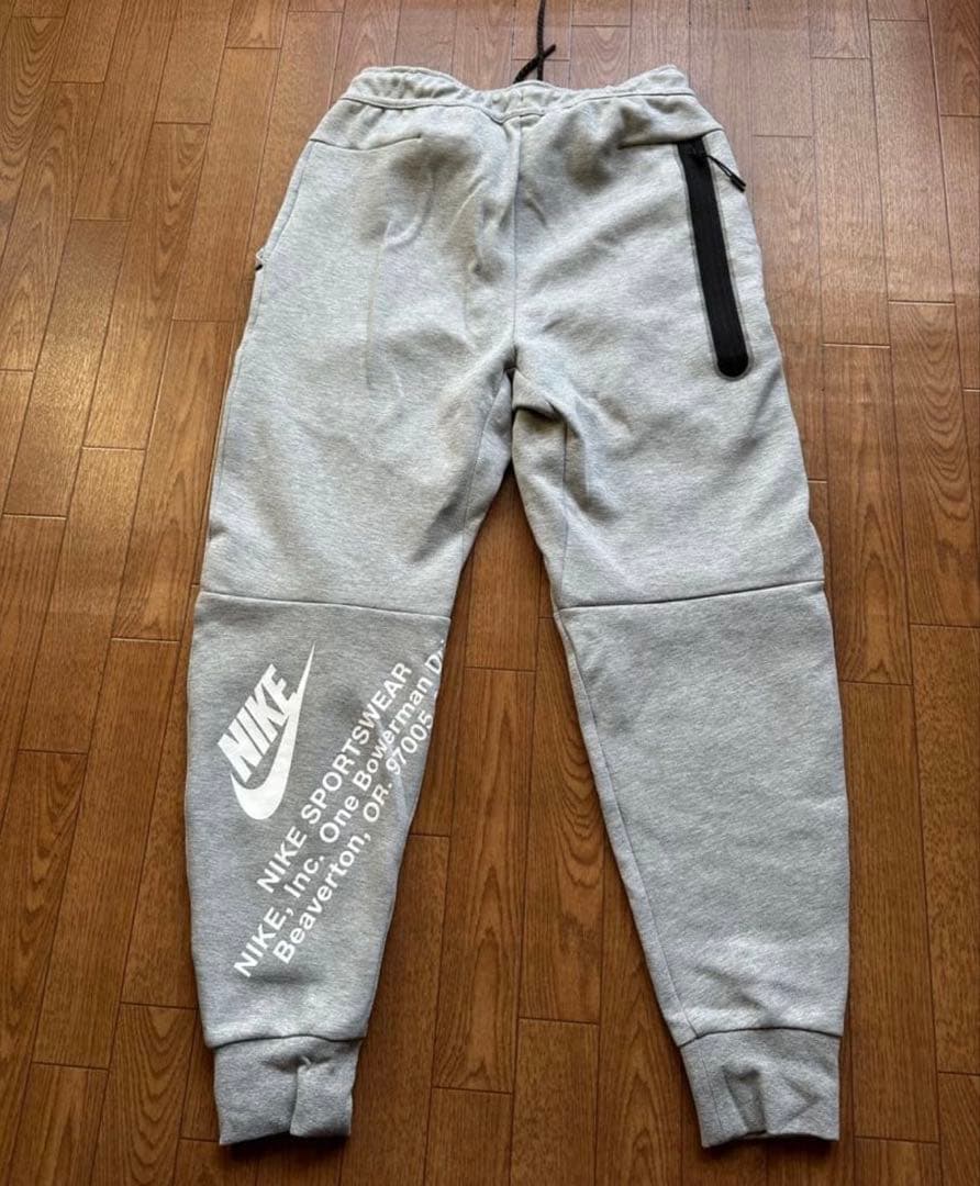 【hさん専用】セントラルシー着用モデル　Nike テックフリース上M 下S