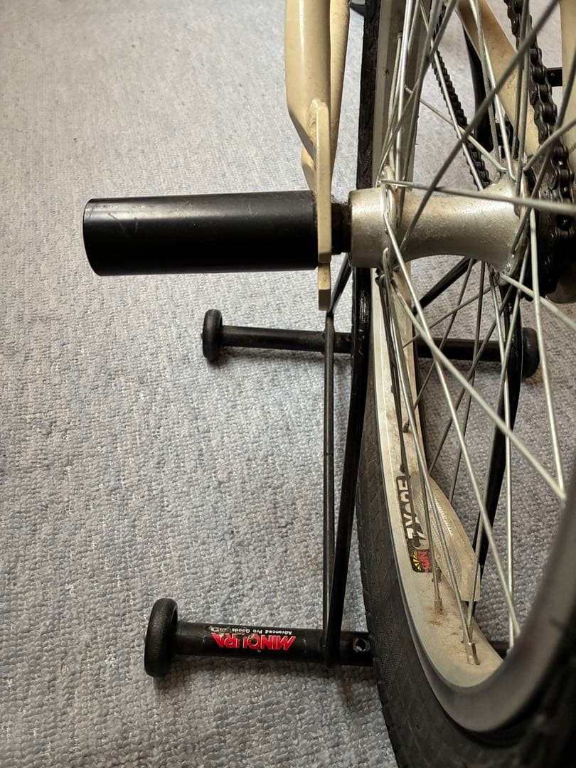 説明お読みください。SPECIALIZED BMX 20インチ ベージュ