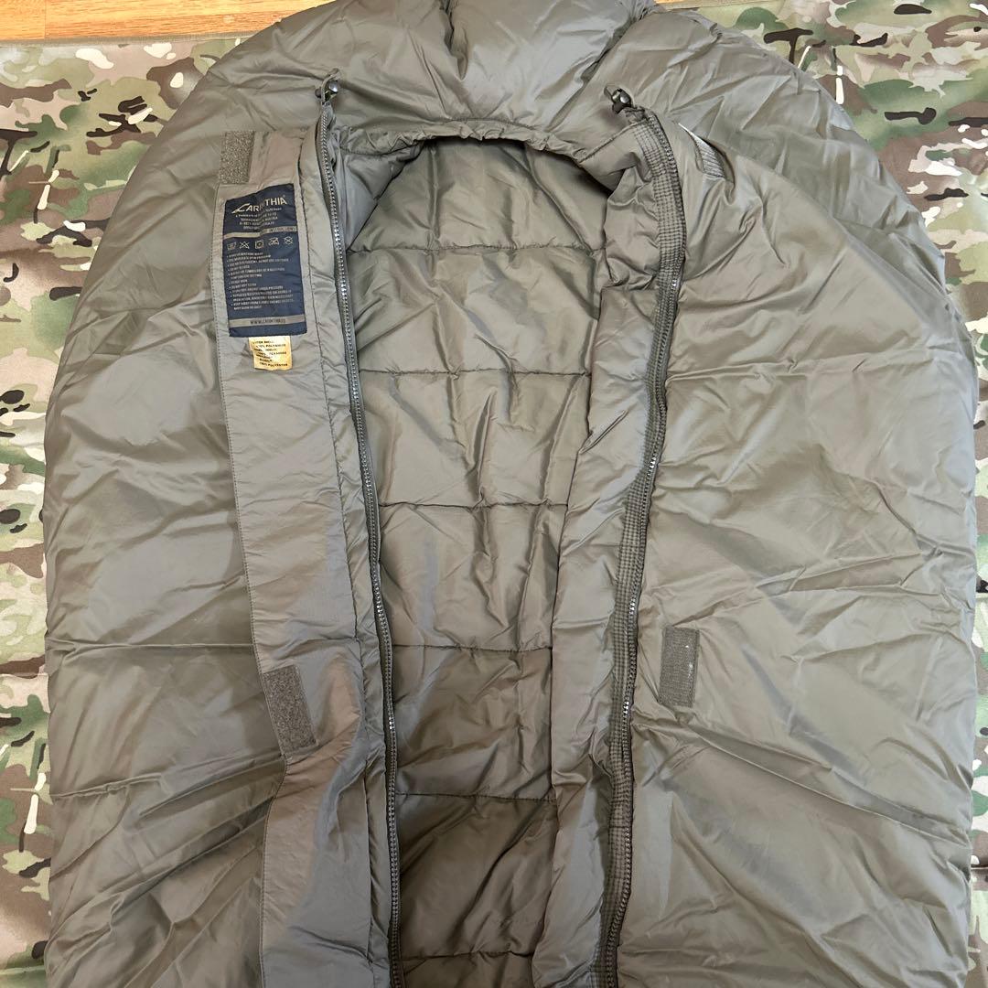 カリンシア　ディフェンス4 シュラフ+インナーシュラフ 寝袋　Mサイズ