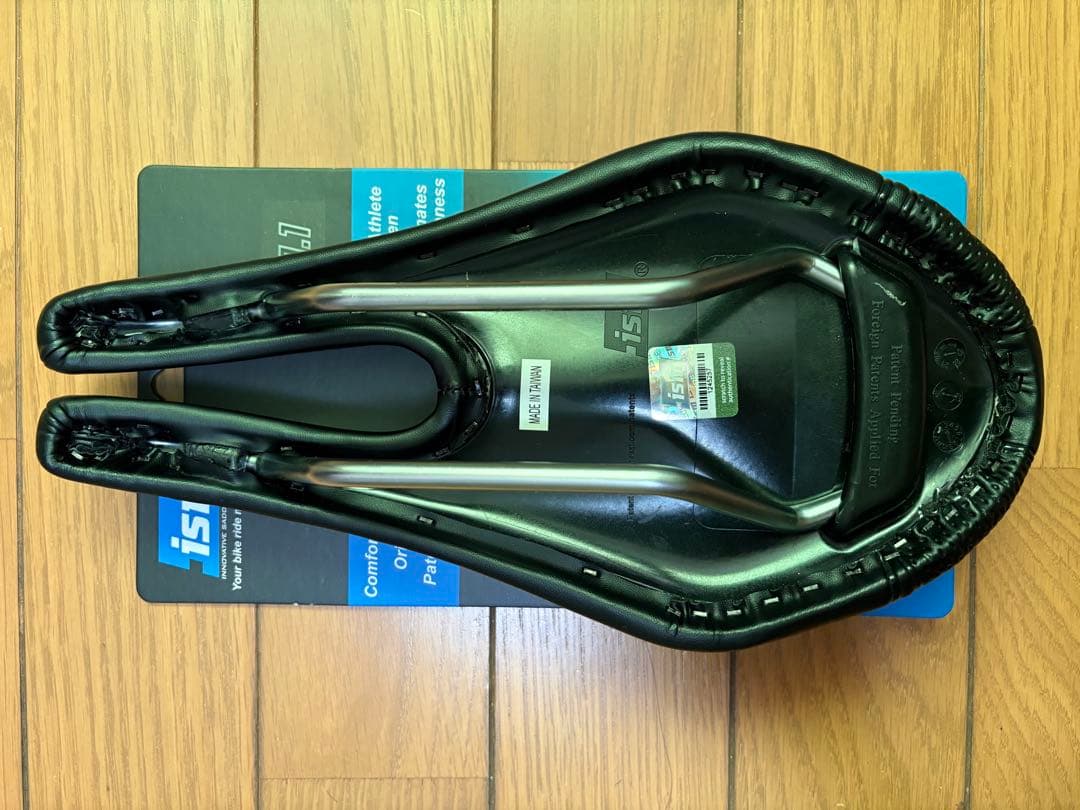 ISM PL1.1 サドル