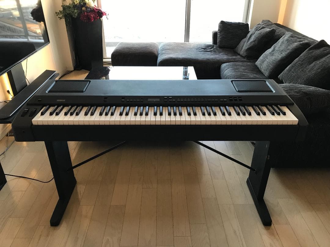 YAMAHA エレクトリックピアノ　P-200