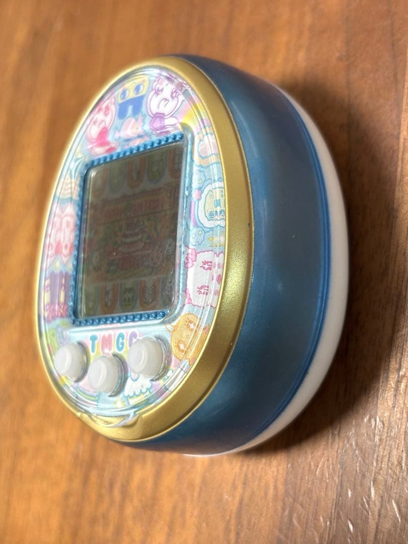 たまごっち 4u ブルー レインボーたまともスタイル カバー