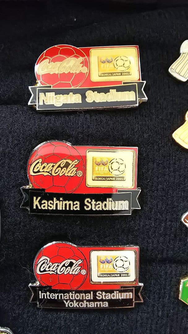 2001FIFAコンフェデカップ コカ・コーラピンバッジセット