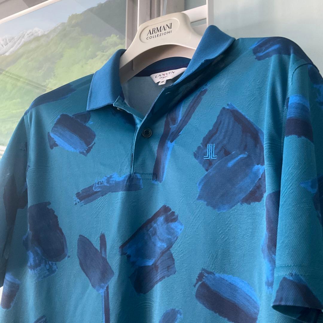 LANVIN の本当にモダンでお洒落なTシャツです。