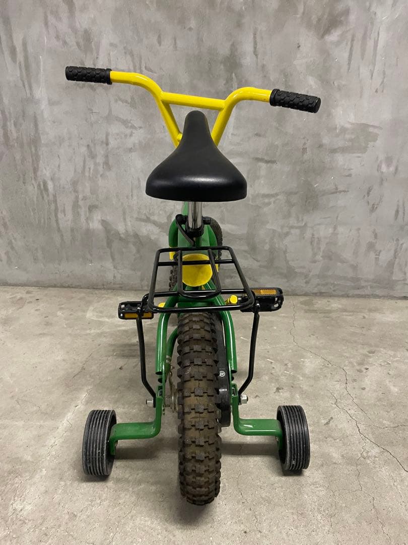 John Deere ジョンディア　子供　自転車　補助輪　付き