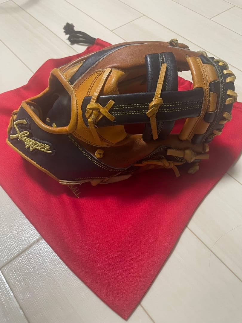 Slugger 軟式グローブ 収納袋付き