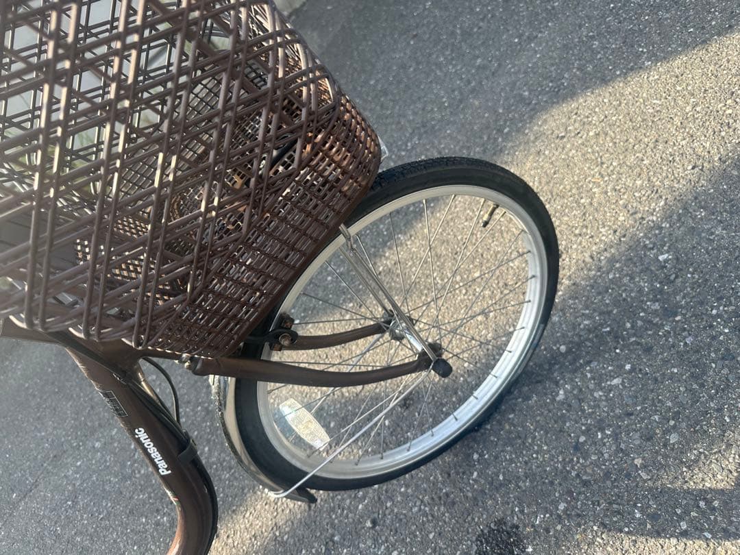 ブラウン 電動アシスト自転車 前後バスケット付き