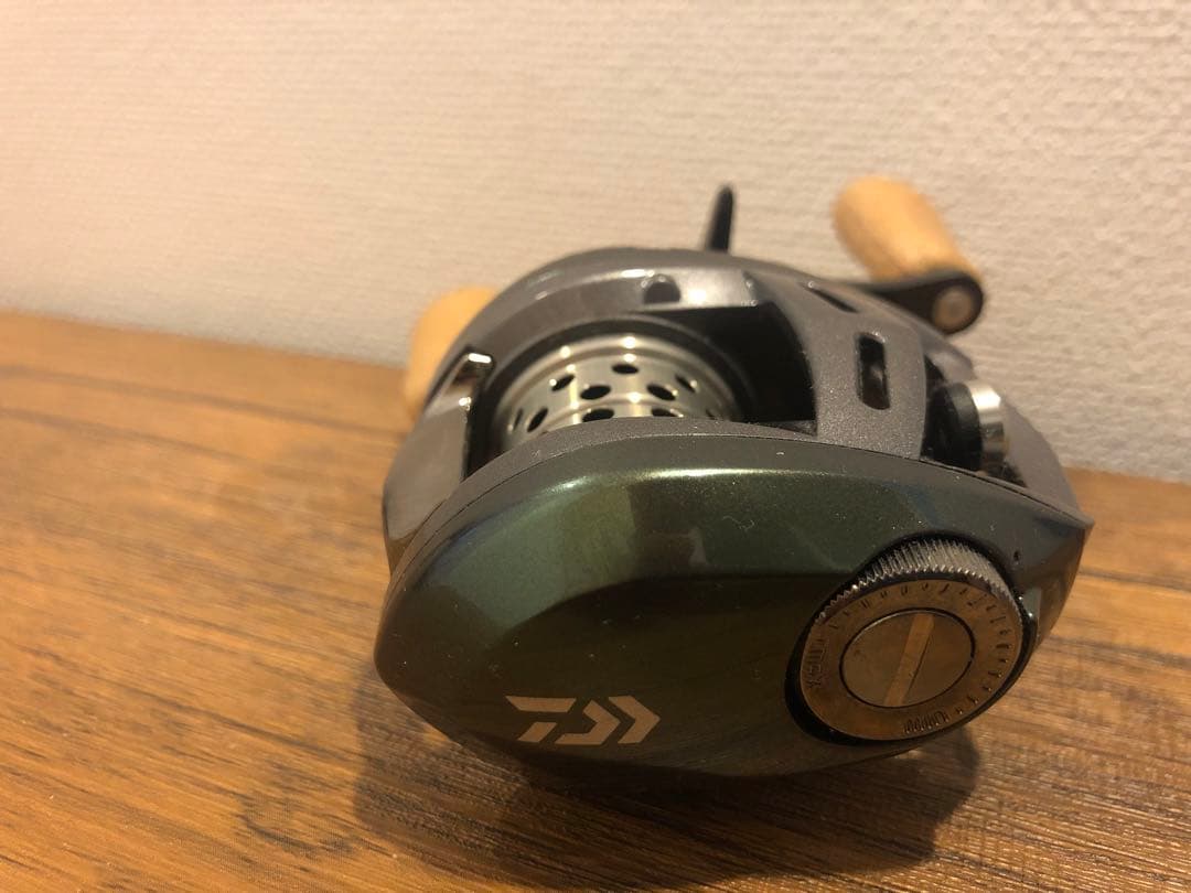 アルファス エアストリームカスタム 左ハンドル