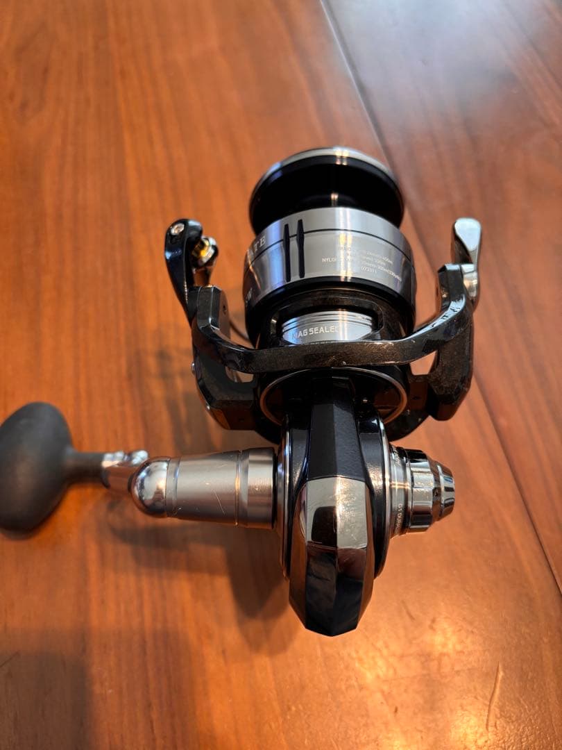 かずくん専用　美品　箱あり　Daiwa 21セルテートSW8000H
